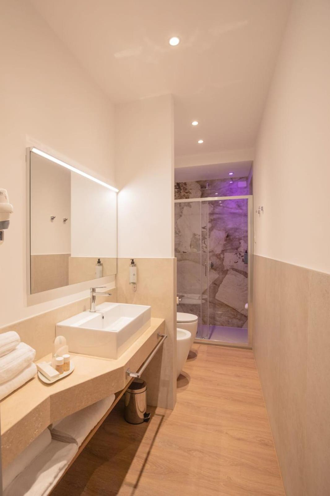 Trevi Monti House Hotel Rome Luaran gambar