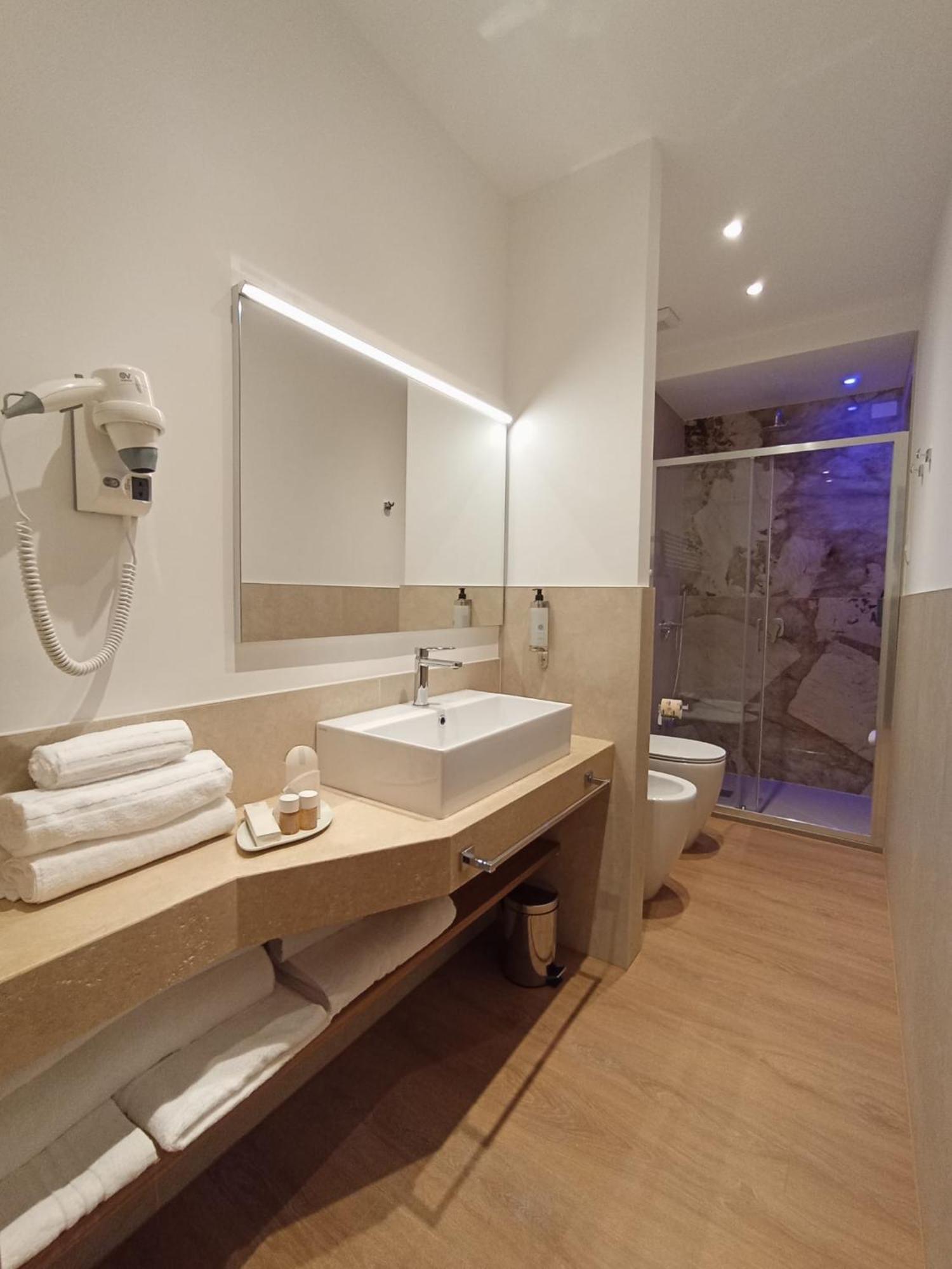 Trevi Monti House Hotel Rome Luaran gambar