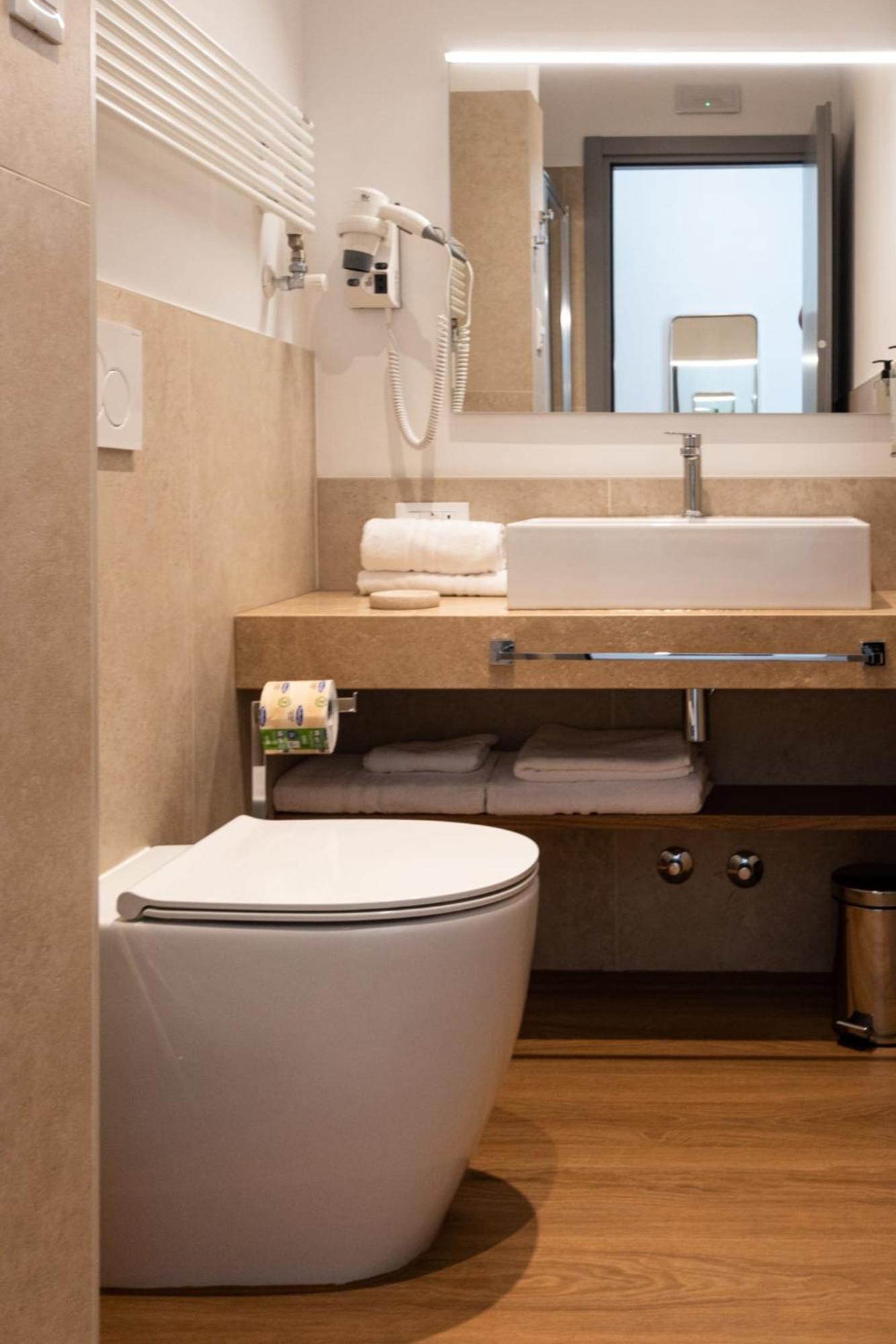 Trevi Monti House Hotel Rome Luaran gambar